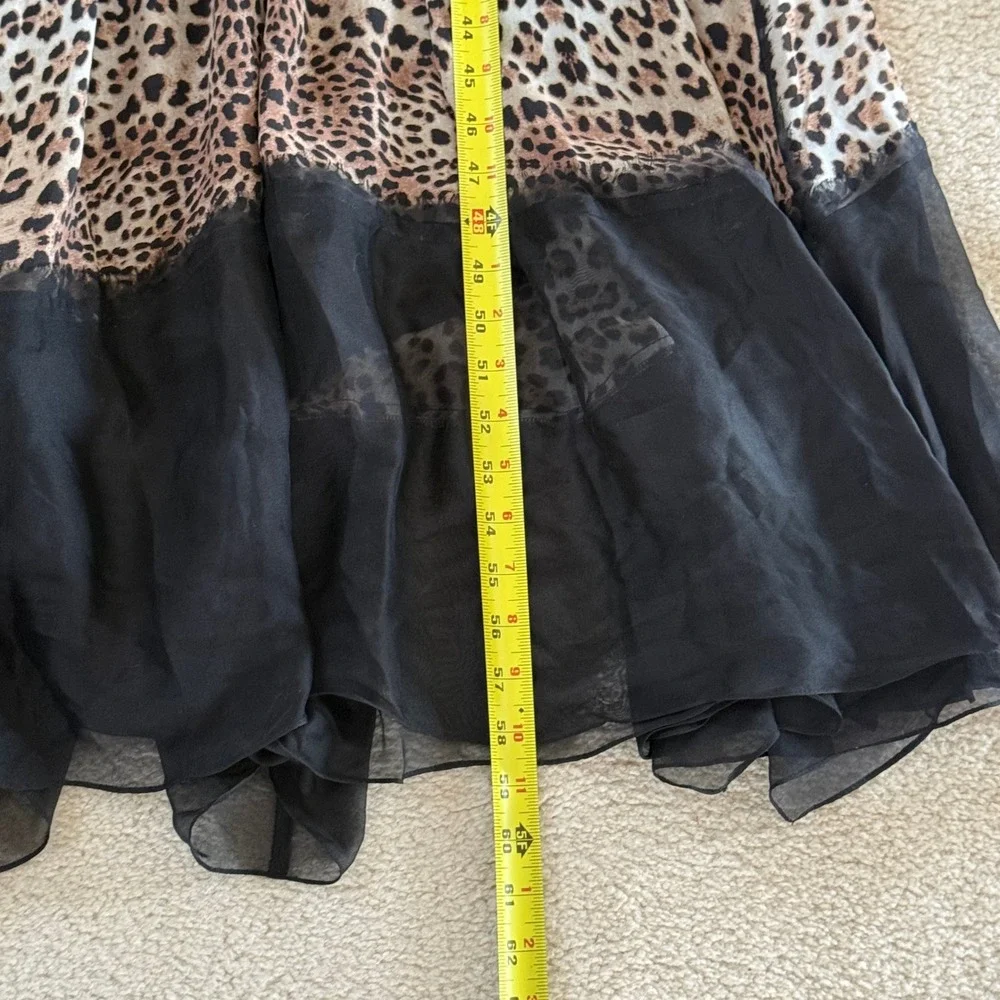 Mandalay Evening Gown Grey Leopard Print Silk V-Neck Maxi Evening Dress - Picture 16 of 16